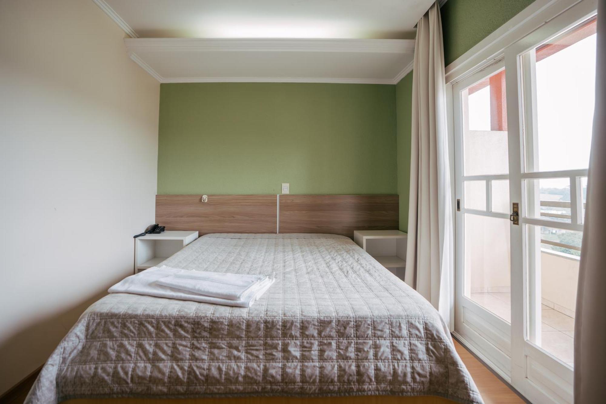 Hotel Prata Villaggio Nova Prata Bagian luar foto