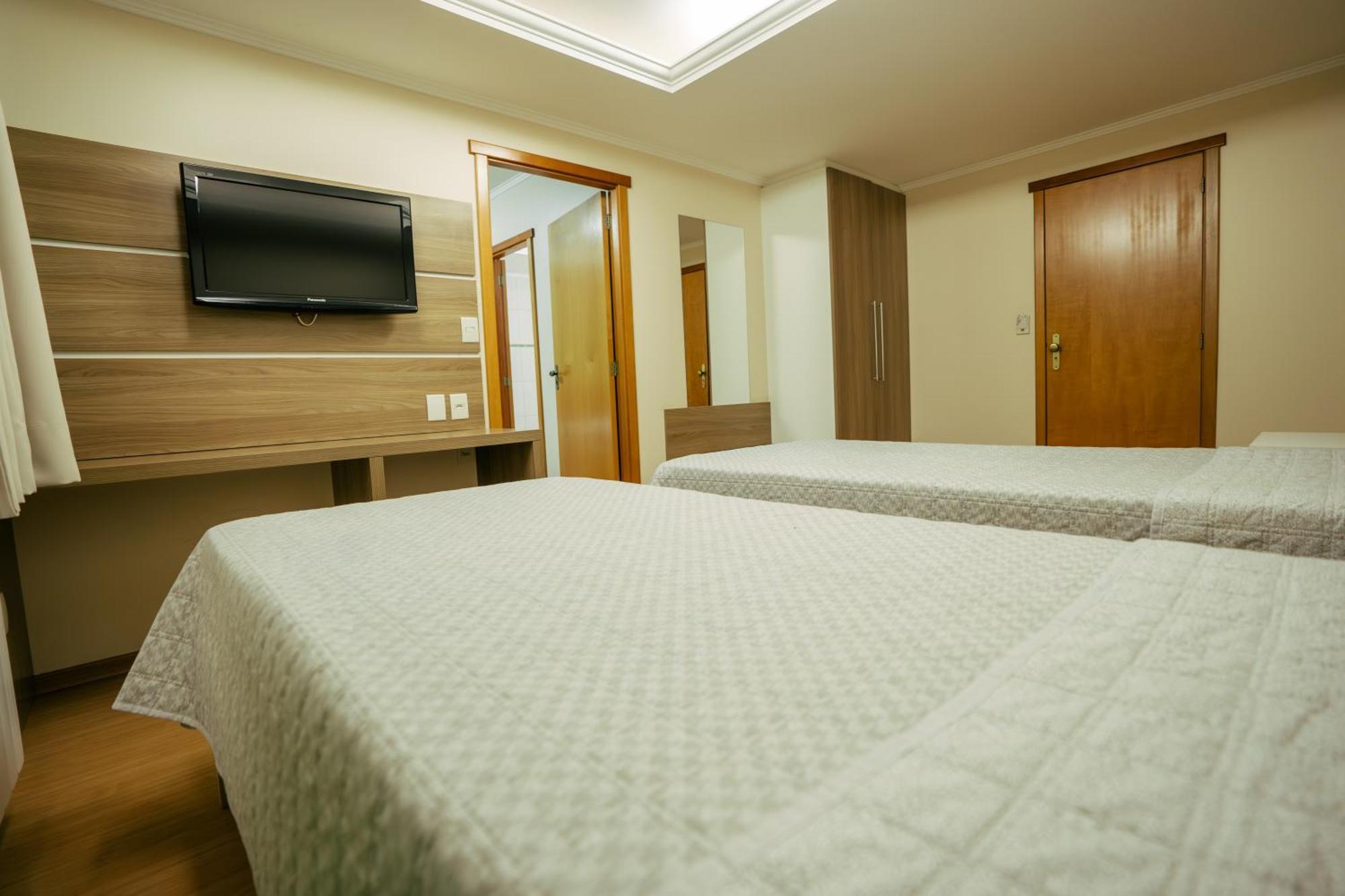 Hotel Prata Villaggio Nova Prata Bagian luar foto